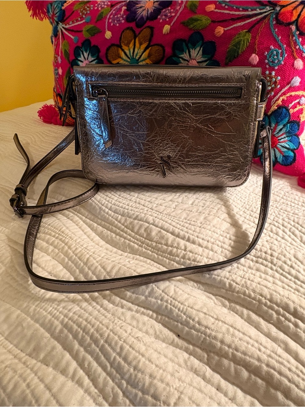 Simply Vera Vera Wang Metallic Silver Crossbody Bag